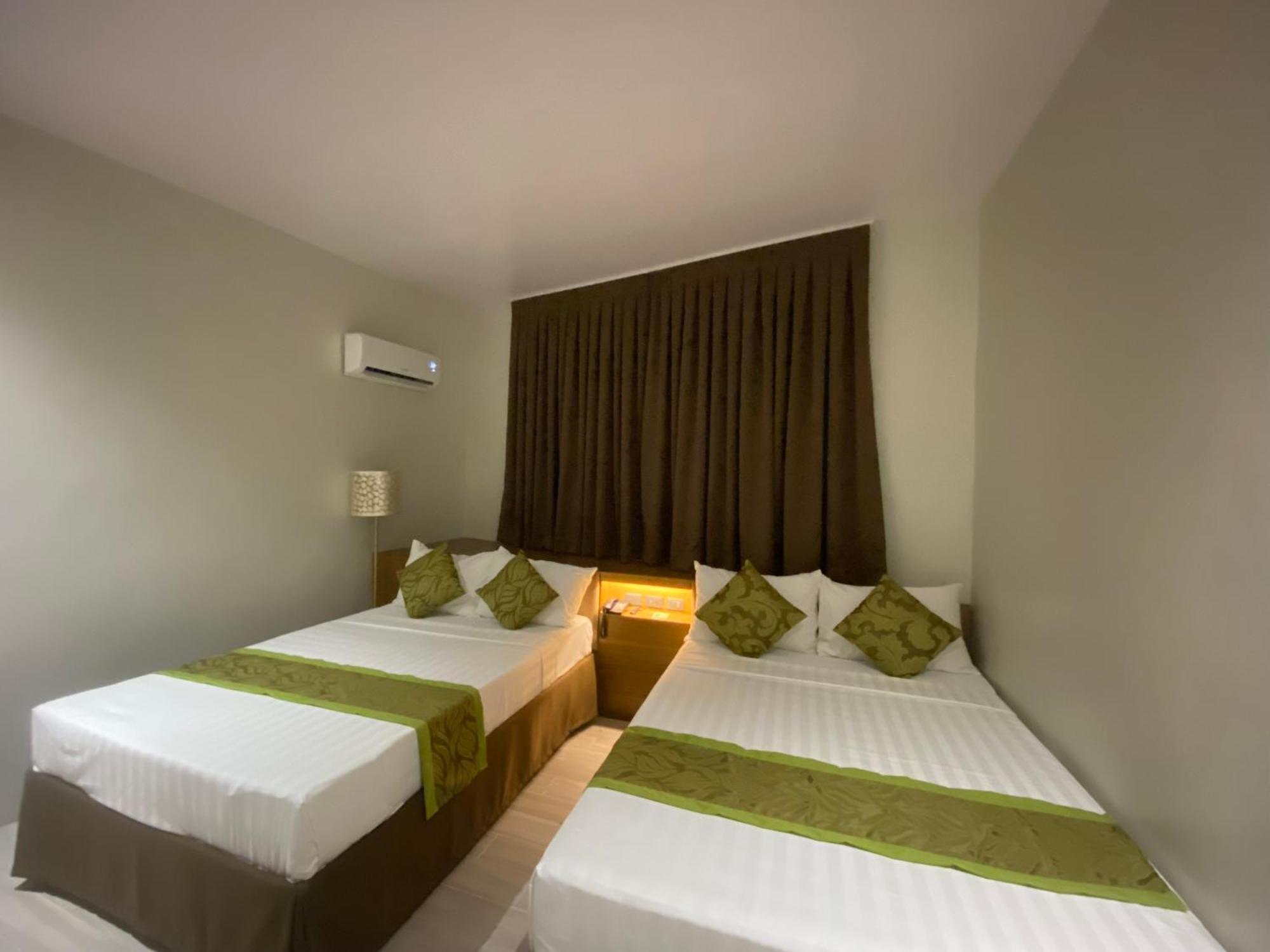 Maxi Hotel And Event Center Tagbilaran Zewnętrze zdjęcie